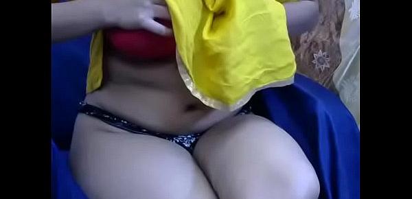  Hottest Camgirl in India.....